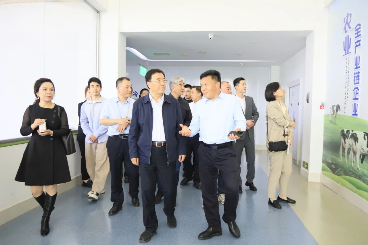 河南省2024國(guó)家“學(xué)生飲用奶計(jì)劃”推廣工作推進(jìn)會(huì)在鄭州成功舉辦！