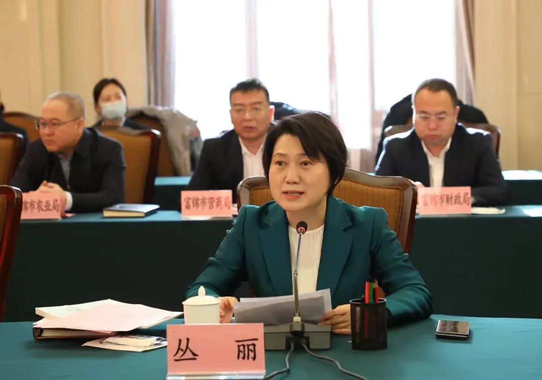 產(chǎn)業(yè)聯(lián)動促發(fā)展 合作共贏創(chuàng)未來 | 佳木斯市政府、富錦市政府與花花牛乳業(yè)集團(tuán)正式簽署戰(zhàn)略合作協(xié)議