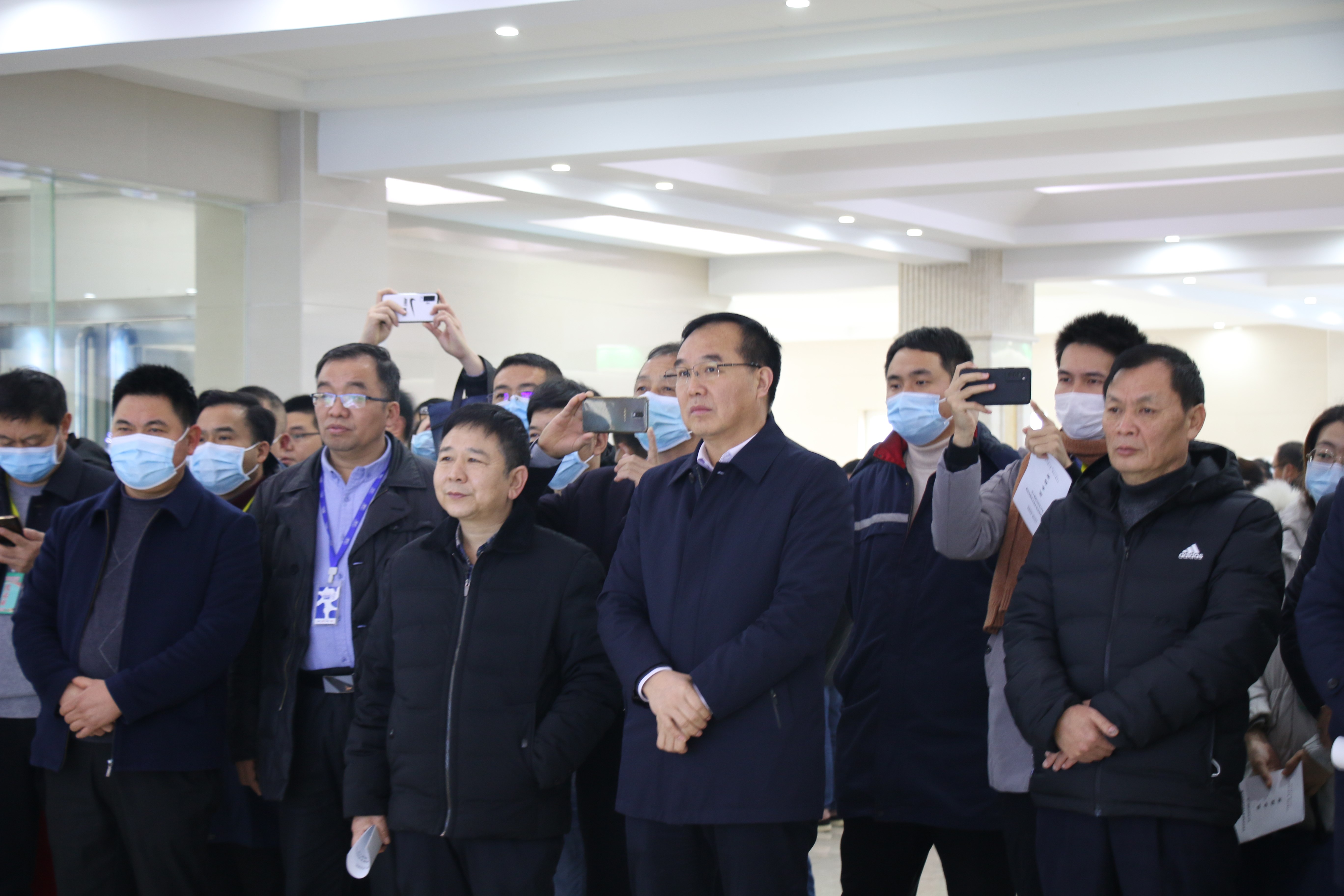 花花牛 | 農業(yè)農村部農業(yè)綠色發(fā)展考察團蒞臨花花牛魯山瑞亞參觀調研 花花牛 | 農業(yè)農村部農業(yè)綠色發(fā)展考察團蒞臨花花牛魯山瑞亞參觀調研