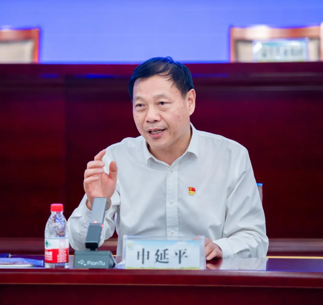 花花牛| 蘭考縣人民政府與蒙牛、花花牛達成戰(zhàn)略合作 助力河南奶業(yè)高質(zhì)量發(fā)展