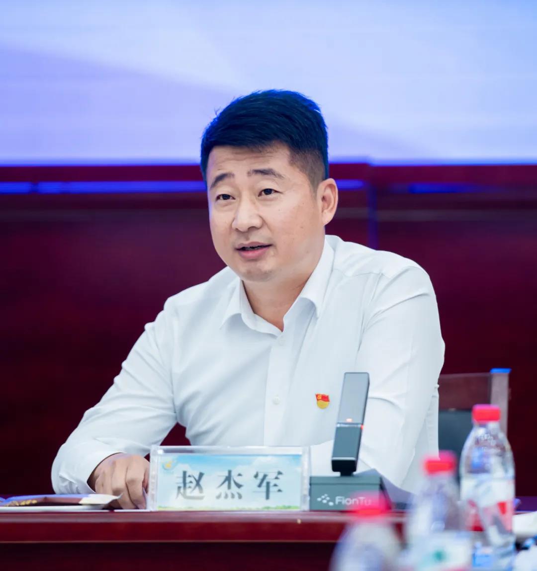 花花牛| 蘭考縣人民政府與蒙牛、花花牛達成戰(zhàn)略合作 助力河南奶業(yè)高質(zhì)量發(fā)展