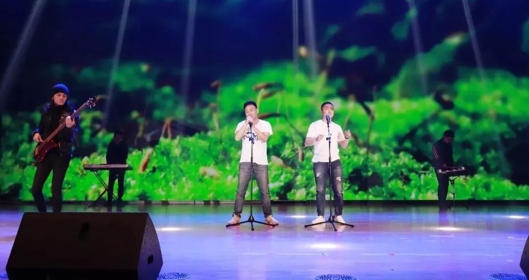 “贏在2019”，花花牛乳業(yè)集團(tuán)2019年新春晚會盛大開幕