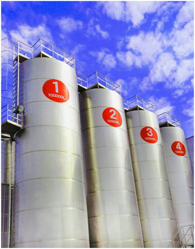 走進(jìn)工廠 走進(jìn)工廠