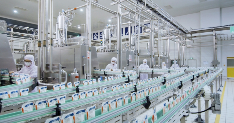 花花牛｜同舟共濟抗疫保供，全力守護鄭州市民“奶瓶子”